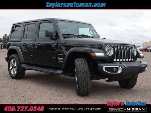 Used 2018 Jeep Wrangler Unlimited Sahara w/ Uconnect 4C Nav & Sound Group AWD/4WD image 2