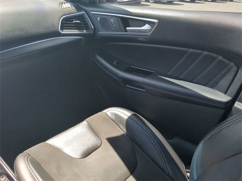Used 2019 Ford Edge ST w/ Equipment Group 401A image 7