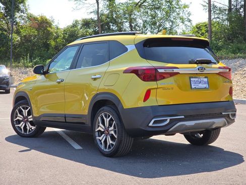 Used 2021 Kia Seltos SX w/ SX Sunroof Package AWD/4WD image 25