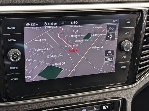 Used 2019 Volkswagen Atlas SEL image 32