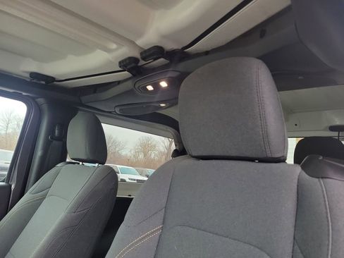 Used 2024 Jeep Wrangler Sport image 15