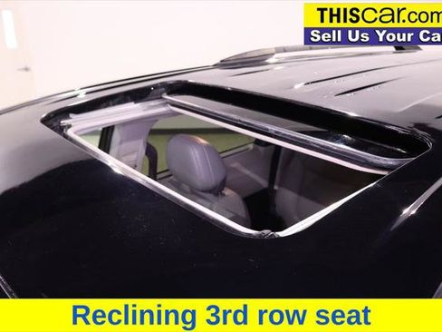 Used 2023 Toyota Sienna XLE FWD image 28