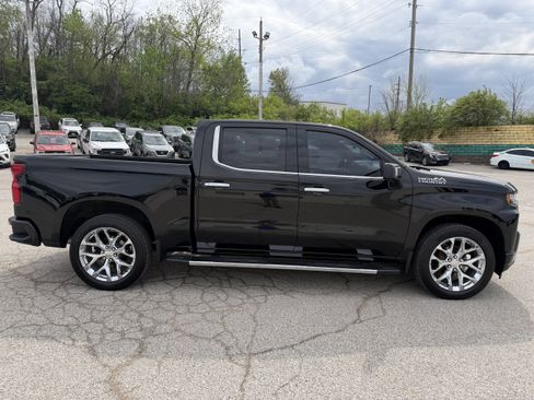 Used 2020 Chevrolet Silverado 1500 High Country w/ Technology Package image 8