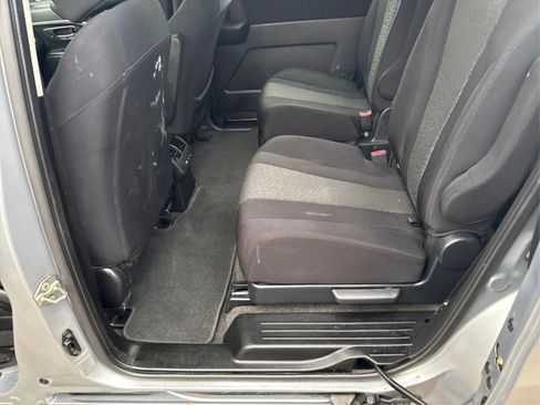 Used 2012 MAZDA MAZDA5 Touring image 11