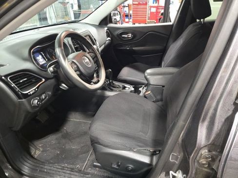 Used 2020 Jeep Cherokee Latitude Plus FWD image 14