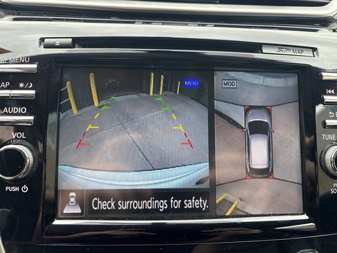 Used 2015 Nissan Murano Platinum w/ Platinum Technology Package AWD/4WD image 25