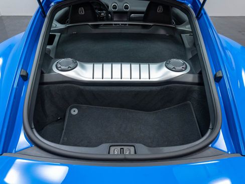 Used 2025 Porsche 718 Cayman RWD image 44