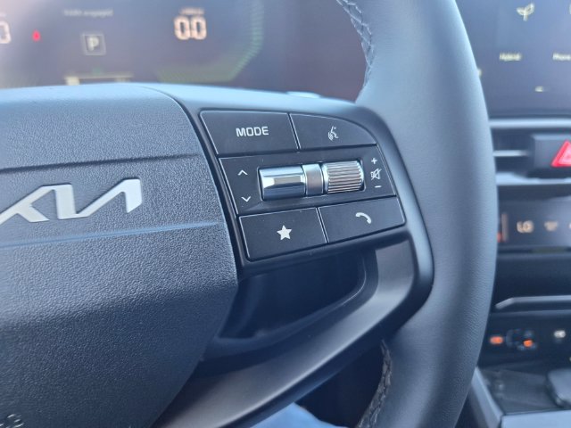 New 2027 Kia Sportage LX FWD image 16