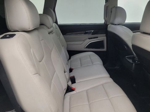 Used 2020 Kia Telluride EX w/ Towing Package FWD image 19