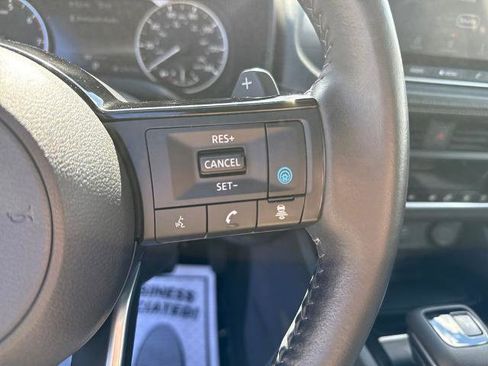 Certified 2023 Nissan Rogue SV w/ SV Premium B Package AWD/4WD image 26