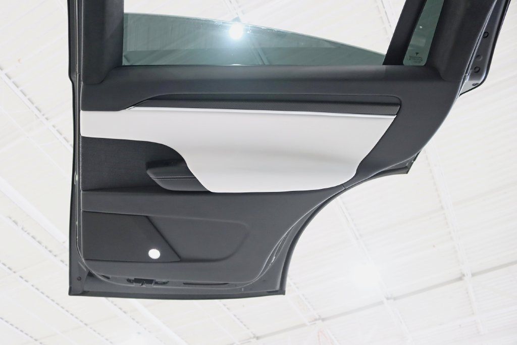 Used 2022 Tesla Model X Plaid AWD/4WD image 36