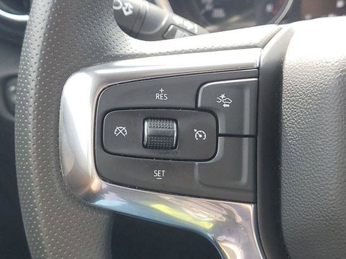 Used 2023 Chevrolet Blazer LT w/ Convenience Package FWD image 9