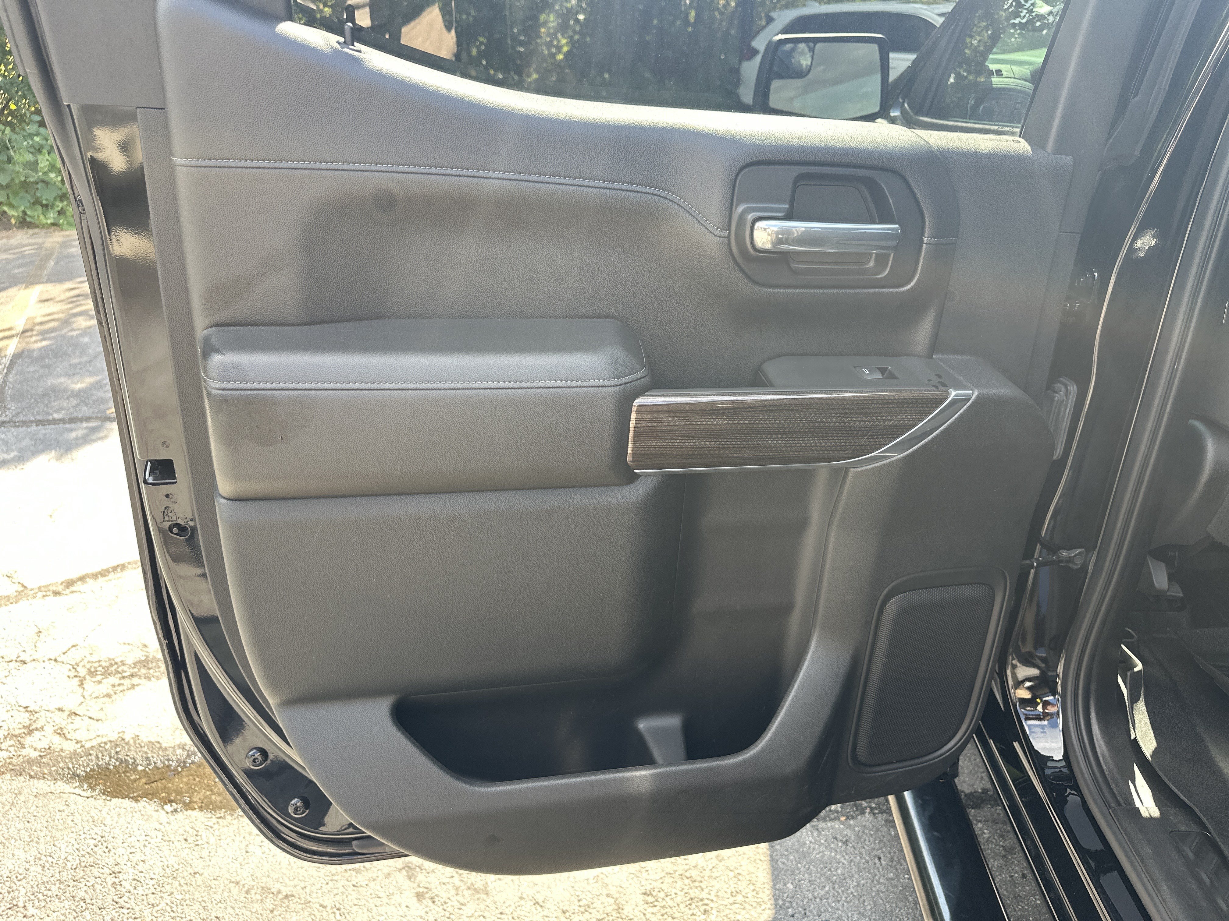 Used 2021 Chevrolet Silverado 1500 LT Trail Boss AWD/4WD image 24