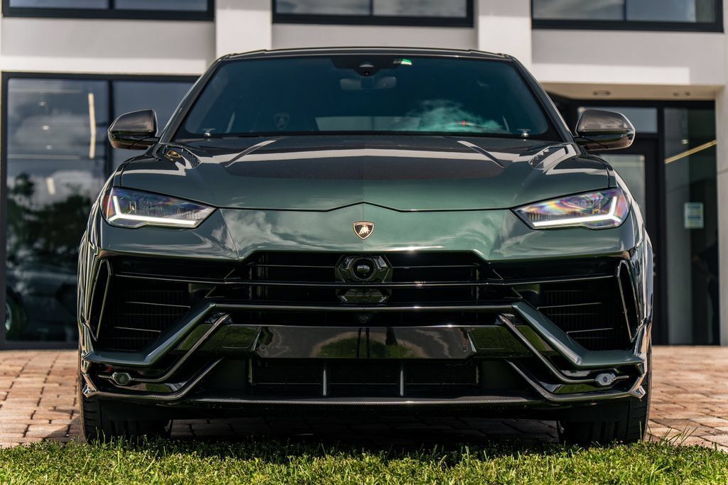 Used 2024 Lamborghini Urus Performante AWD/4WD image 8