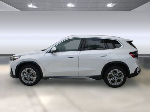 Used 2026 BMW X1 xDrive28i w/ Convenience Package AWD/4WD image 2