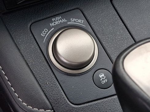 Used 2016 Lexus ES 350 w/ Navigation System Package image 25