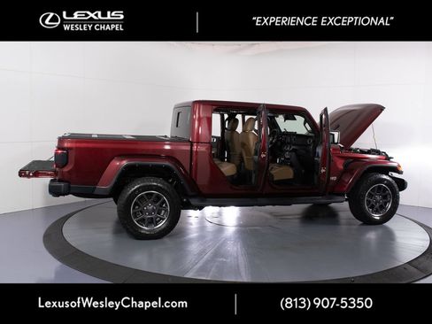 Used 2021 Jeep Gladiator Overland w/ Popular Equipment Package AWD/4WD image 11