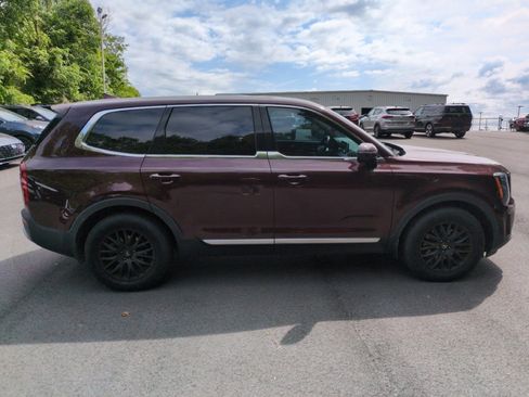 Used 2020 Kia Telluride LX AWD/4WD image 5