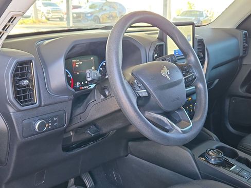 Used 2022 Ford Bronco Sport AWD/4WD image 11