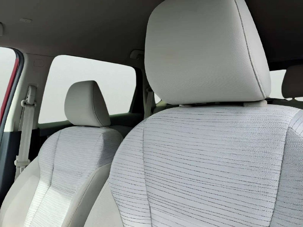 Used 2023 Nissan Rogue SV FWD image 17