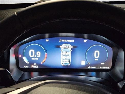 New 2025 Ford Explorer Active image 13