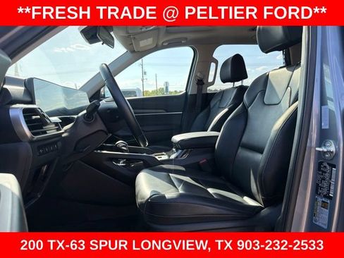 Used 2025 Kia Telluride S FWD image 15