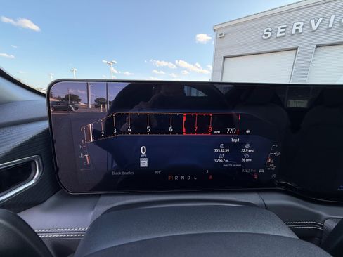 Used 2024 Ford Mustang Premium RWD image 15