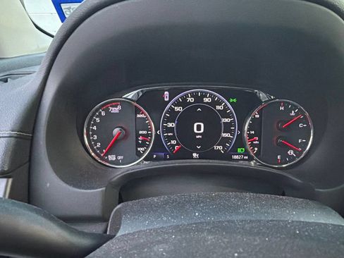 Used 2024 GMC Terrain Denali w/ Denali Premium Package AWD/4WD image 6