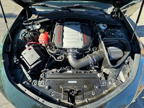 Used 2020 Chevrolet Camaro LT RWD image 28