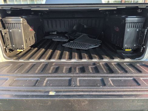 Used 2018 Chevrolet Silverado 2500 LT w/ All Star Edition AWD/4WD image 23