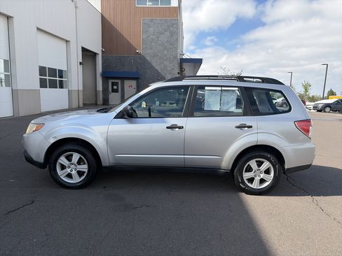 Used 2010 Subaru Forester 2.5X AWD/4WD image 8