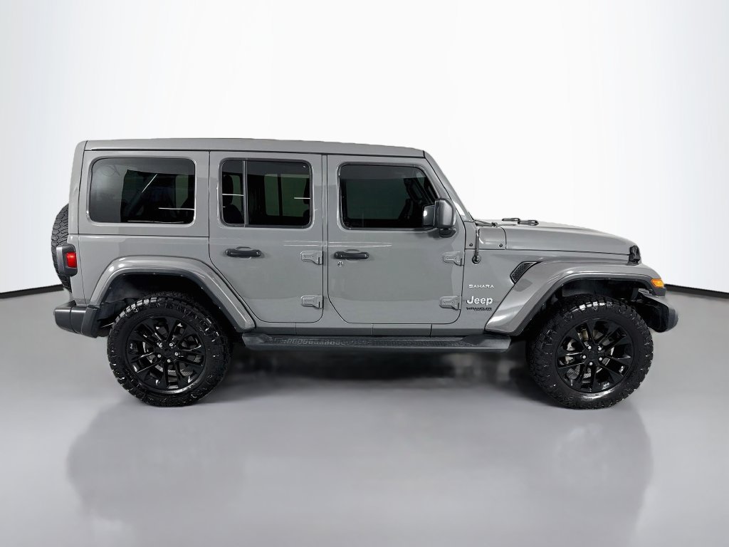 Used 2021 Jeep Wrangler Unlimited Sahara w/ Cold Weather Group AWD/4WD image 8