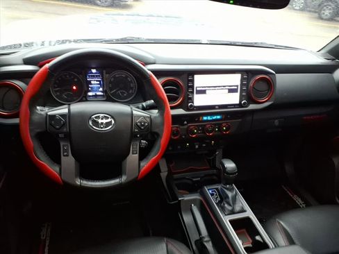 Used 2021 Toyota Tacoma TRD Pro image 9