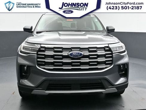 New 2026 Ford Explorer Active w/ Active Comfort Package image 4