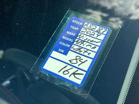 Used 2024 Nissan Altima 2.5 SR image 25