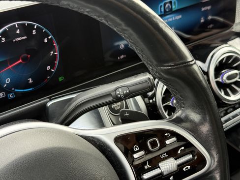 Used 2020 Mercedes-Benz GLB 250 4MATIC image 25