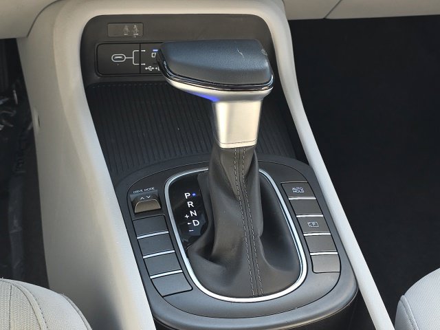 Certified 2024 Hyundai Kona SEL FWD image 14