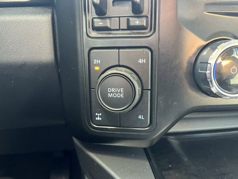 Used 2024 Ford F250 Lariat w/ Chrome Package image 15