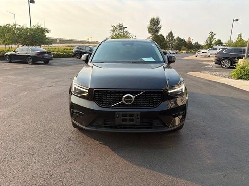 Used 2025 Volvo XC40 B5 Plus w/ Climate Package AWD/4WD image 8