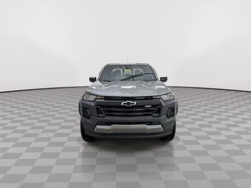 Used 2026 Chevrolet Colorado Trail Boss AWD/4WD image 3