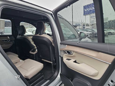 New 2026 Volvo XC90 T8 Ultra w/ Lounge Package AWD/4WD image 12