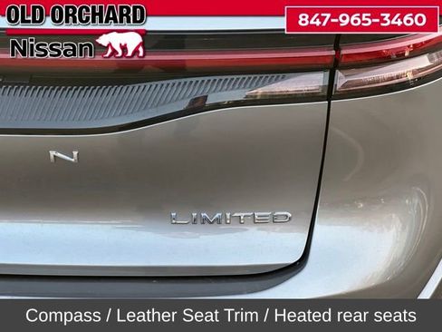 Used 2023 Toyota Crown Limited image 10