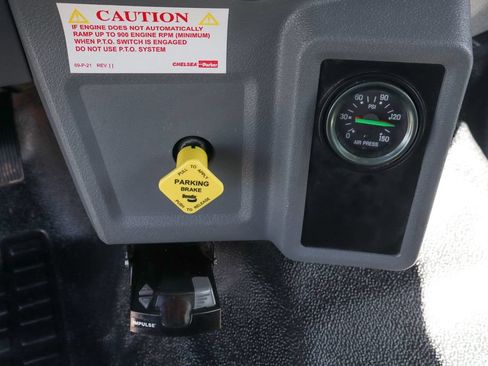 Used 2021 Ford F650 2WD Regular Cab Super Duty image 29