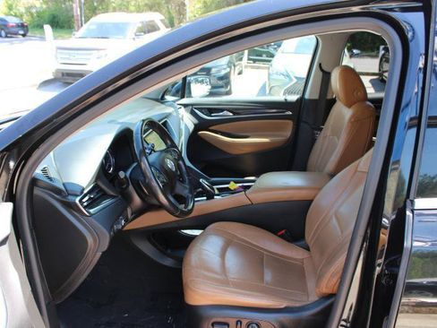 Used 2018 Buick Enclave Essence w/ Trailering Package FWD image 10