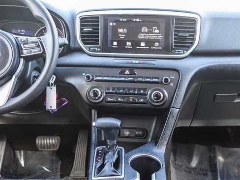 Used 2020 Kia Sportage LX image 13