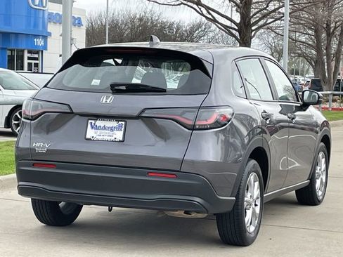 Certified 2025 Honda HR-V LX image 4
