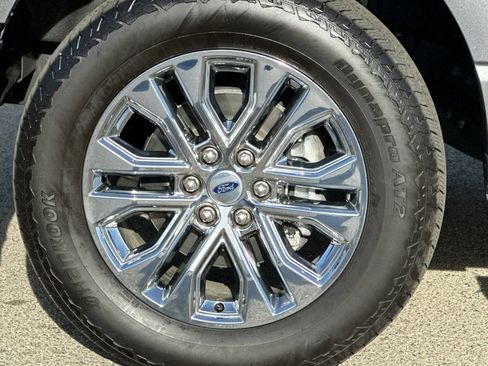 Used 2024 Ford F150 Lariat w/ Bed Utility Package AWD/4WD image 34
