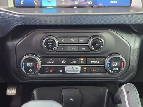 Used 2023 Ford Bronco Outer Banks w/ Sasquatch Package image 21