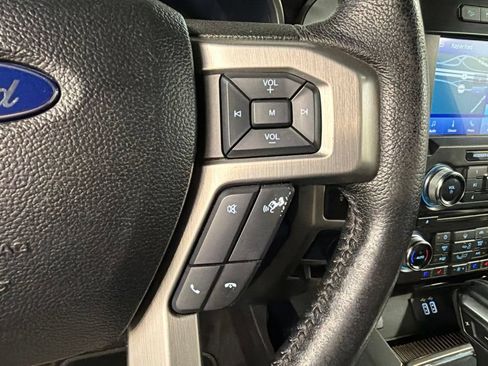 Used 2016 Ford F150 Platinum w/ Equipment Group 701A Luxury AWD/4WD image 22