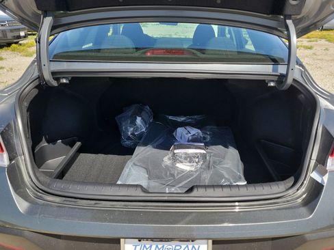 Used 2026 Hyundai Elantra SE w/ Cargo Package FWD image 20